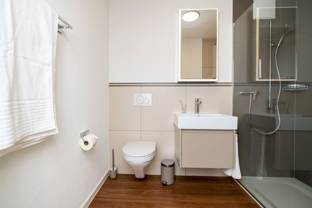 Business Apartment Badezimmer